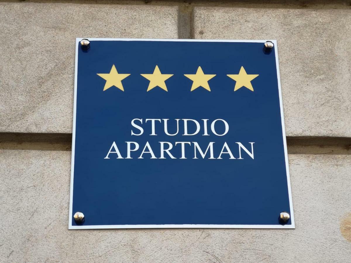 Studio Apartman Comodo Zagreb Exterior foto