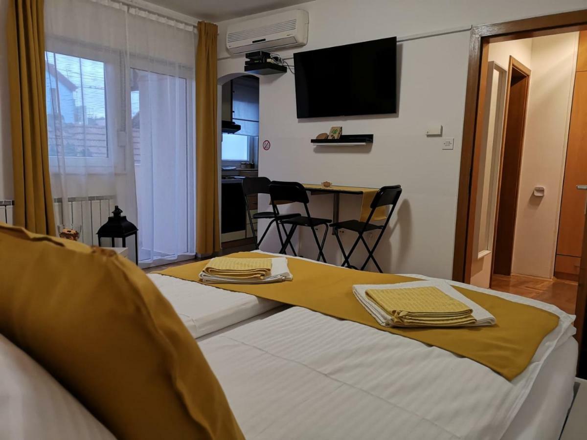 Studio Apartman Comodo Zagreb Exterior foto