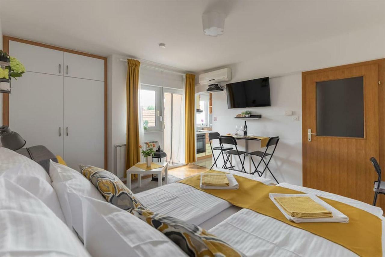 Studio Apartman Comodo Zagreb Exterior foto